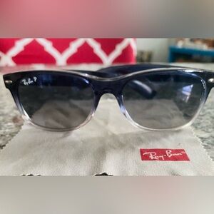 Great looking Ray Ban New Wayfarer. Polarized, blue gradient